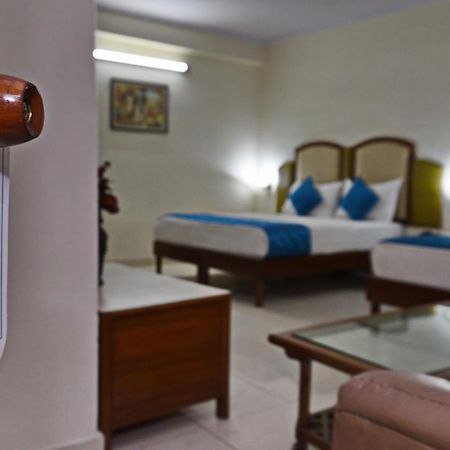 Hotel Southindian Heritage New Delhi Luaran gambar